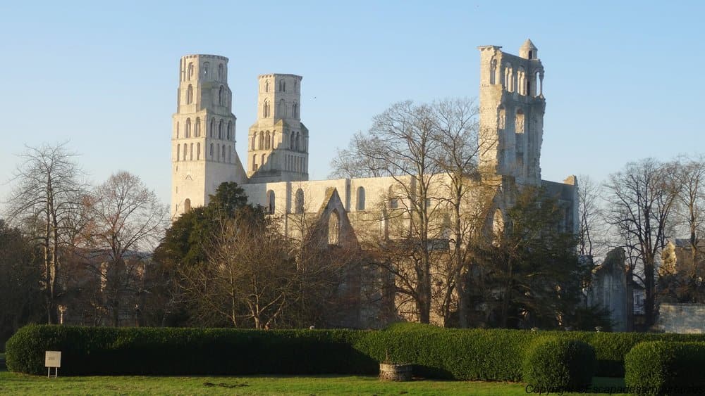 Escapade dans le temps à l'Abbaye de Jumièges 1 abbayejumieges11