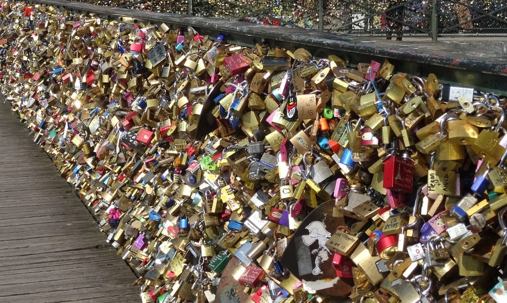 Les cadenas d'amour du Pont des Arts 24 pontdesarts04