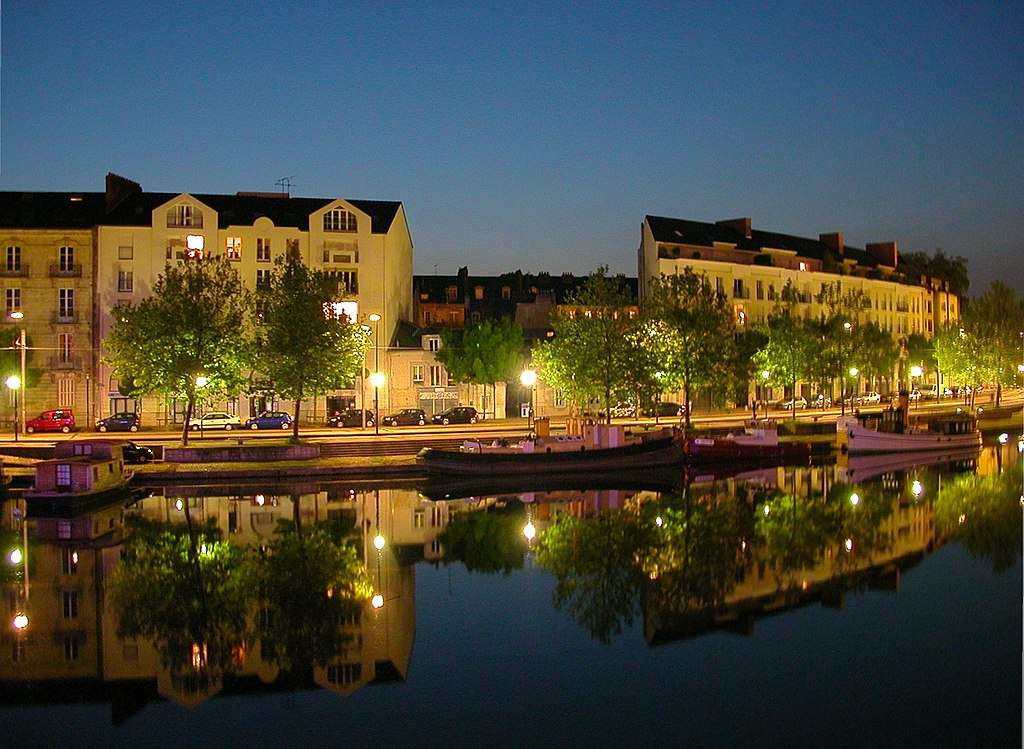 Une croisière sur l'Erdre romantique et apaisante 1 Nantes croisières sur l'erdre avec les Bateaux Nantais croisière sur l'erdre