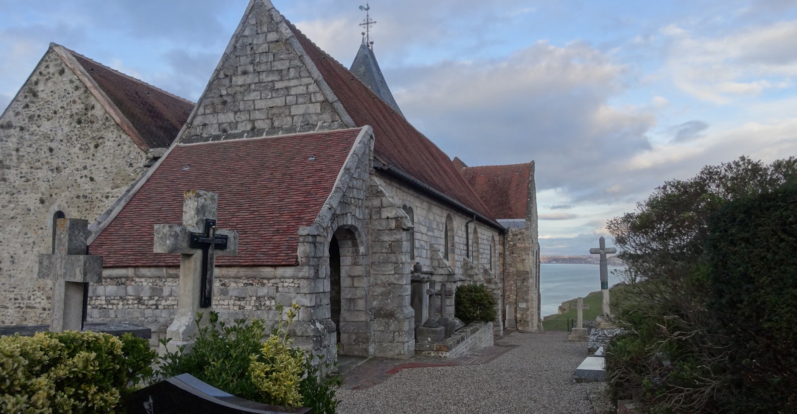 Dormir à Fenêtres-sur-mer en Normandie 11 Le cimetière marin de Varengeville