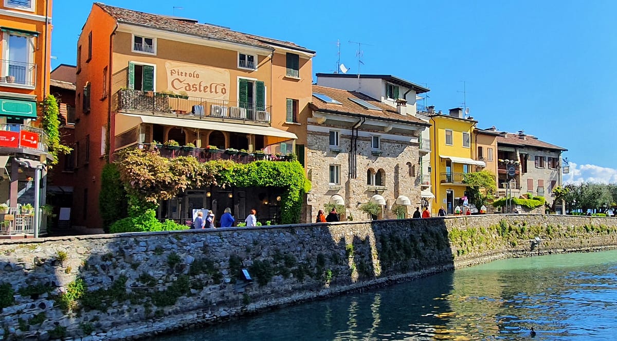 Escapade en Italie au bord du Lac de Garde. 13 Lac de Garde Lago di garda Sirmione