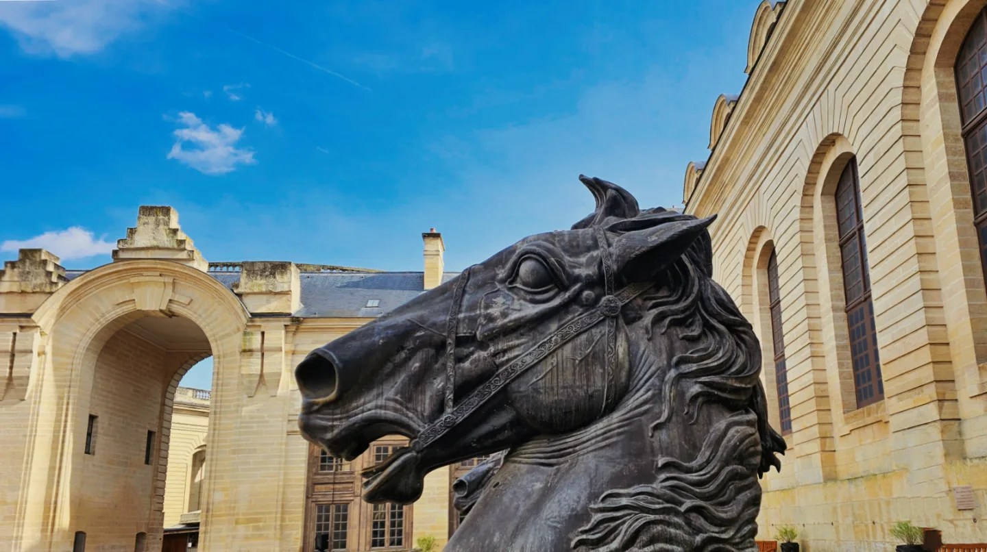 Visiter le sublime Château de Chantilly lors des Journées des Plantes. 9 Les grandes écuries du Château de Chantilly