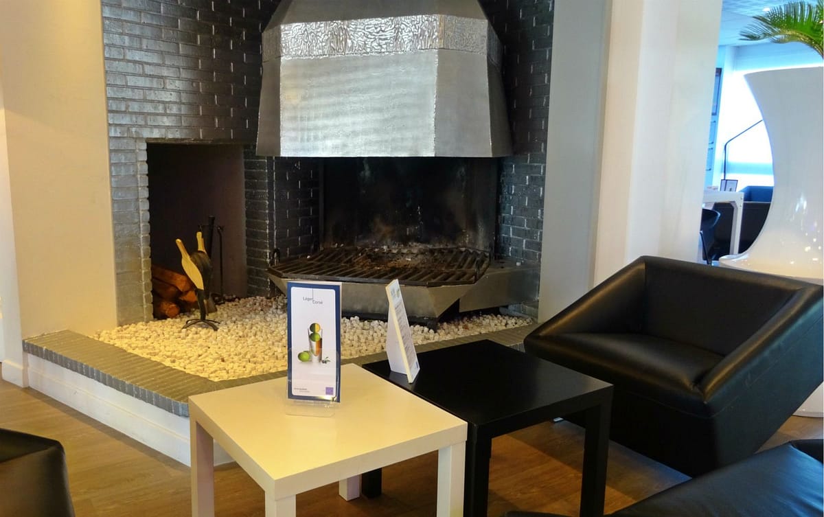 Escapade amoureuse au Novotel Fontainebleau Ury 5 URY04