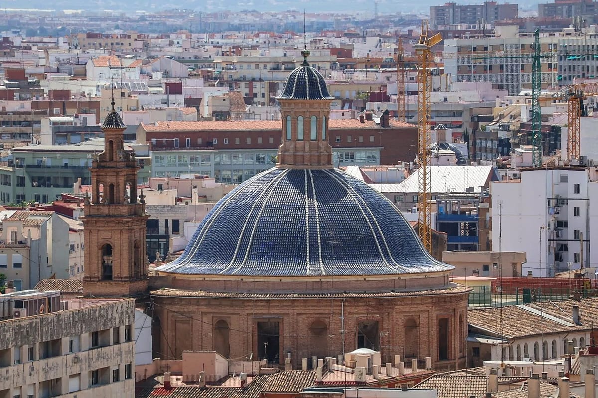 Que faire à Valencia en 3 jours ? Itinéraire complet + conseils 10 Valencia en 3 jours monter au Micalet cathédrale sainte-Marie