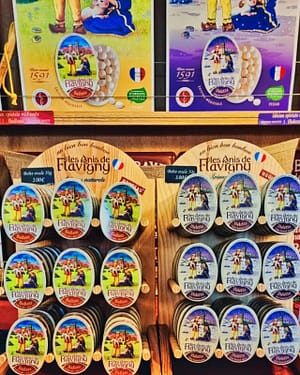 Visiter Flavigny-sur-Ozerain : plus beau village de Bourgogne 10 Anis de Flavigny produit de Bourgogne