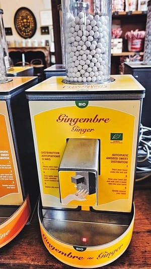 Visiter Flavigny-sur-Ozerain : plus beau village de Bourgogne 9 Anis de Flavigny produit de Bourgogne