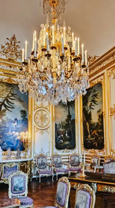 Visiter le sublime Château de Chantilly lors des Journées des Plantes. 6 château de Chantilly dans l'Oise