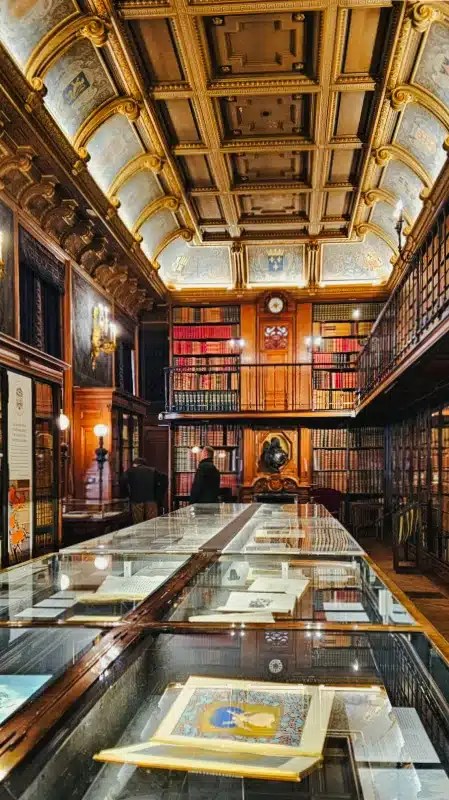 Visiter le sublime Château de Chantilly lors des Journées des Plantes. 7 château de Chantilly dans l'Oise