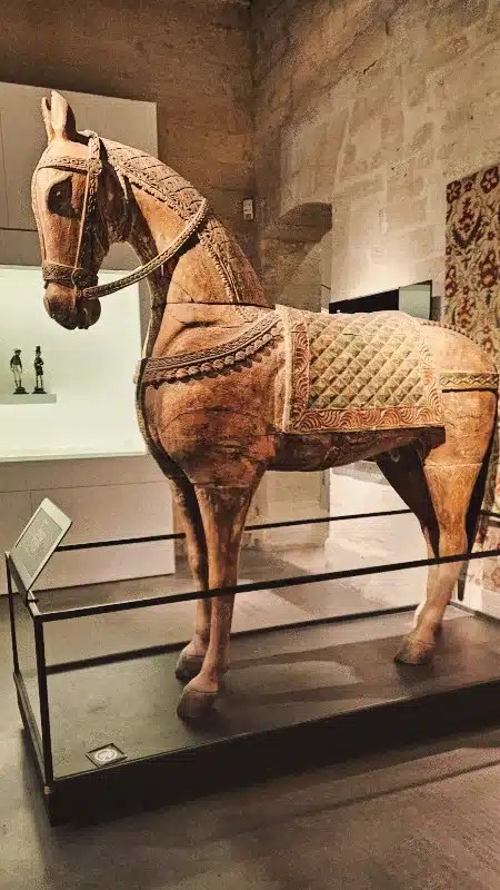 Visiter le sublime Château de Chantilly lors des Journées des Plantes. 12 Les grandes écuries du Château de Chantilly