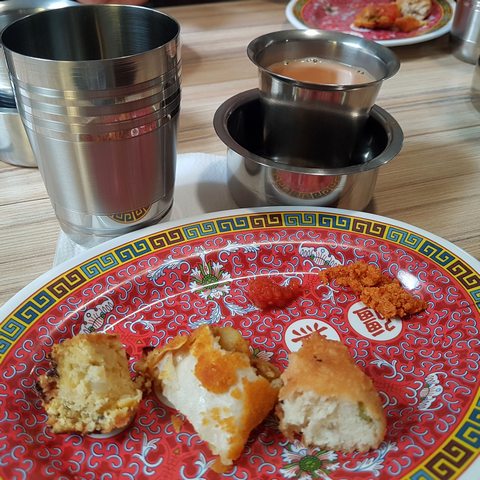 Sur la route des Indes à la Courneuve. 29 RESTAURANT ANNAI LA COURNEUVE