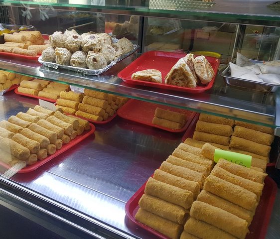 Sur la route des Indes à la Courneuve. 28 RESTAURANT ANNAI LA COURNEUVE