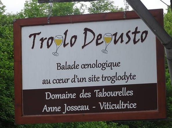 Troglo Dégusto : une balade oenologique au coeur d'un site troglodyte. 1 troglogusto01