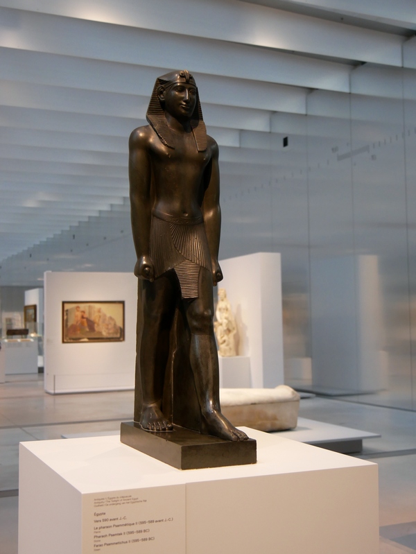 Escapade amoureuse à Lens 24 Musée du Louvre-Lens la galerie du temps