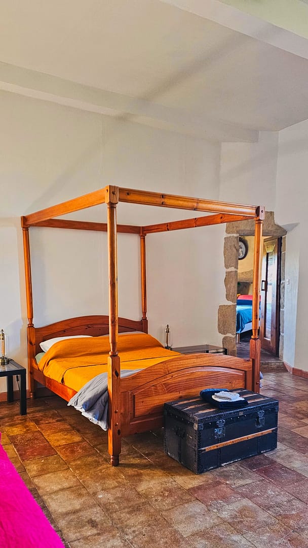 Dormir dans un château dans l'Aude : Château de Mézerville 7 chateau mezerville chateau medieval chambre d'hôtes Aude suite des demoiselles