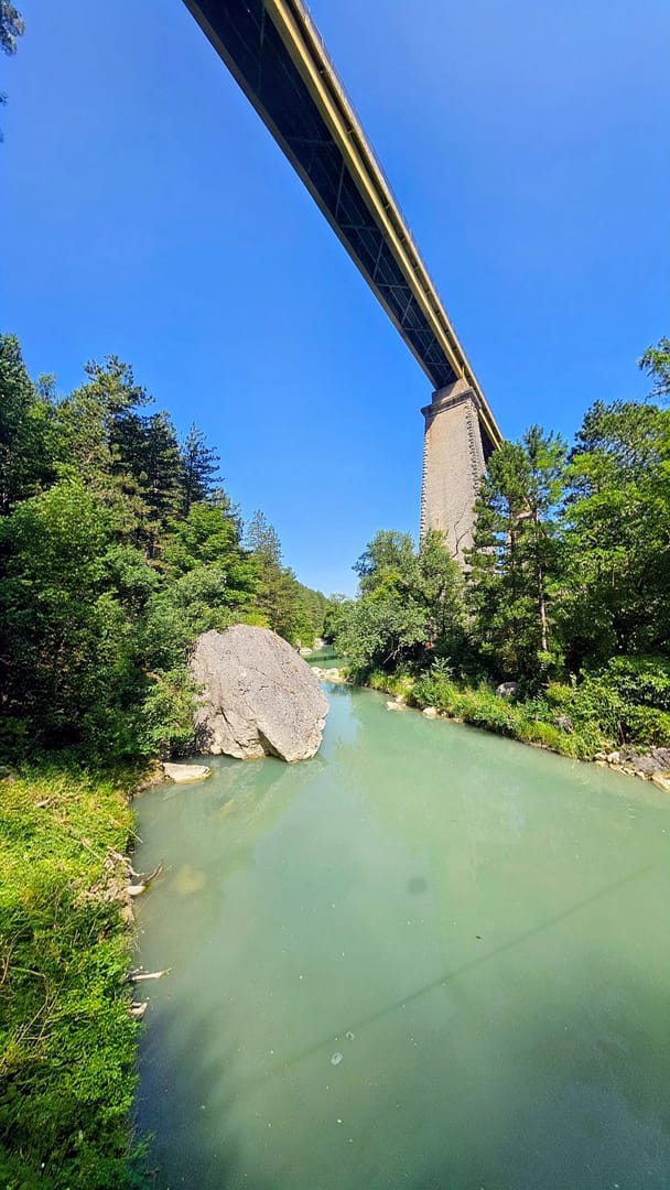 Les 5 plus beaux villages du Diois pour une escapade. 11 le claps Luc en Diois