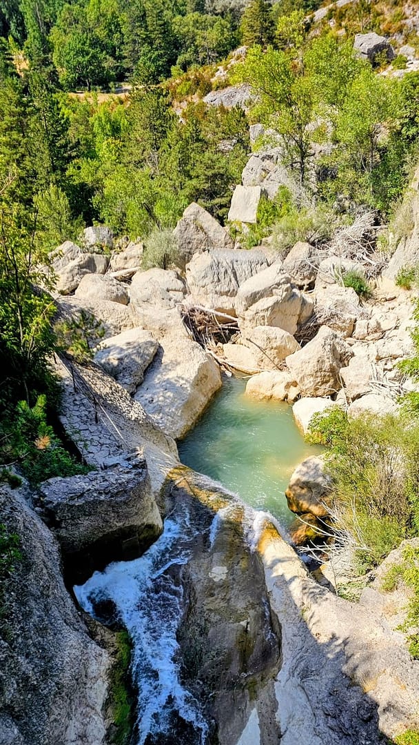 Les 5 plus beaux villages du Diois pour une escapade. 10 le claps Luc en Diois