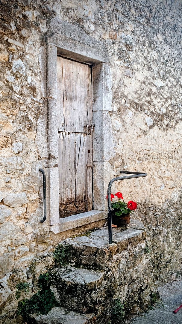 Les 5 plus beaux villages du Diois pour une escapade. 12 saint benoit en diois plus beaux villages du diois escapades amoureuses
