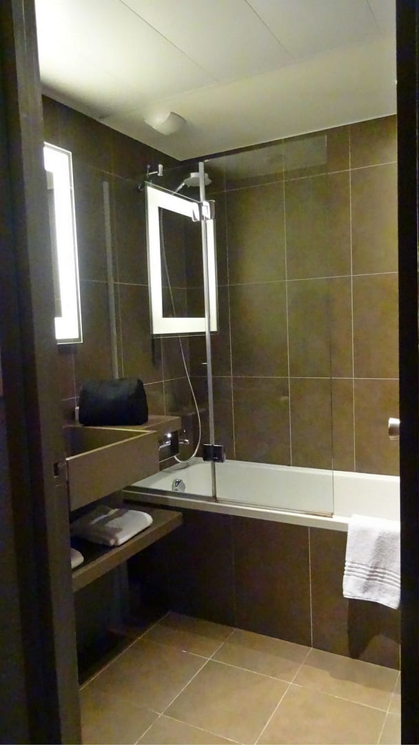 Escapade amoureuse au Novotel Fontainebleau Ury 3 URY03