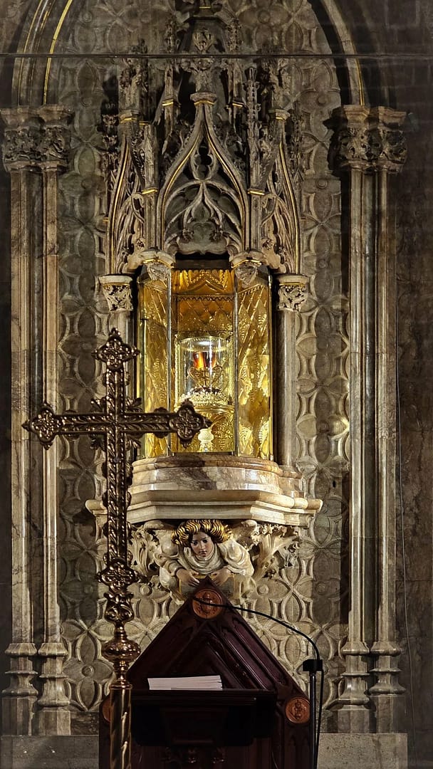Que faire à Valencia en 3 jours ? Itinéraire complet + conseils 8 Le Saint-Graal, le calice cathédrale sainte-marie Valencia