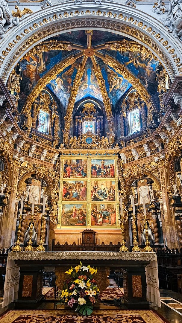 Que faire à Valencia en 3 jours ? Itinéraire complet + conseils 9 Le Saint-Graal, le calice cathédrale sainte-marie Valencia