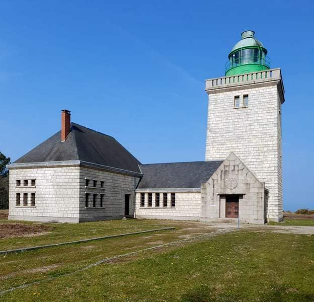 Chambres d'hôtes Fenêtres-sur-mer : 10 ans ! 23 Phare d'ailly sainte-marguerite sur mer normandie seine-maritime