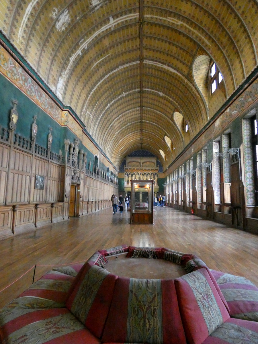 Pierrefonds : un village, un château, un lac. 4 CHATEAU DE PIERREFONDS