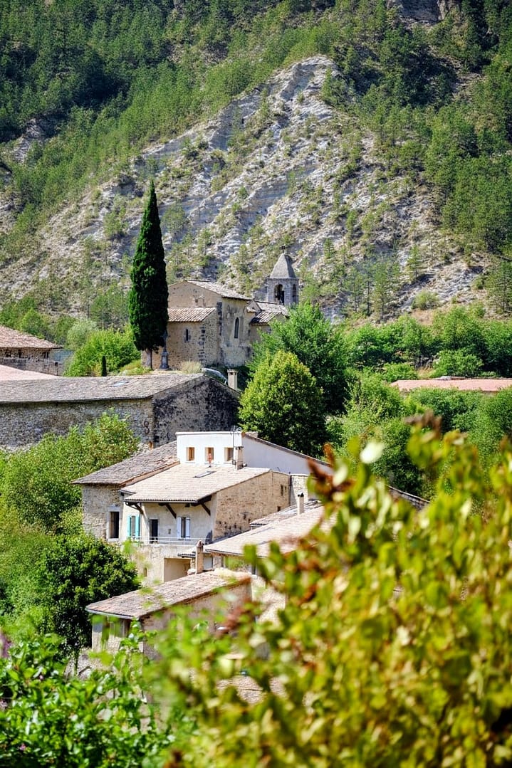 Les 5 plus beaux villages du Diois pour une escapade. 14 saint benoit en diois plus beaux villages du diois escapades amoureuses