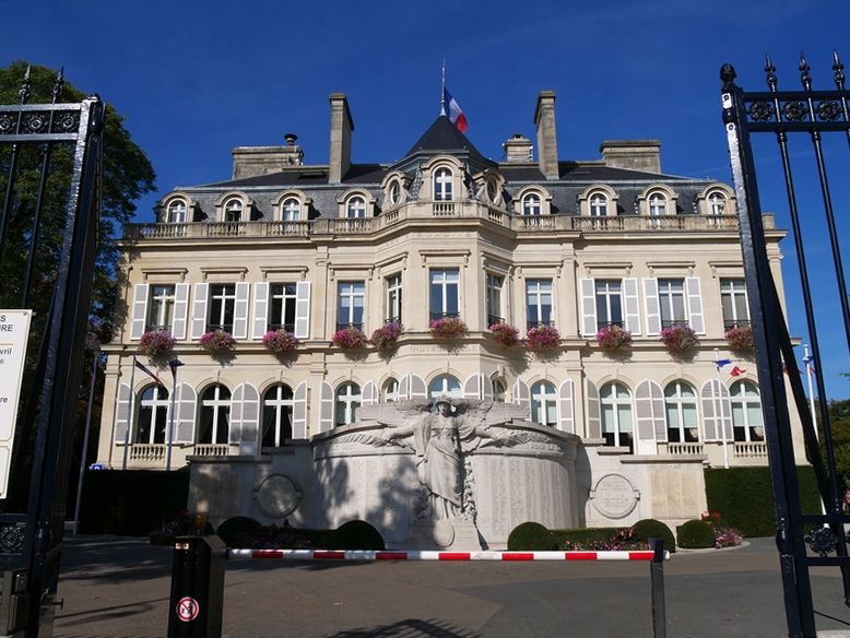 Visiter Epernay, capitale du Champagne en lumières. 1 Epernay les habits de lumière