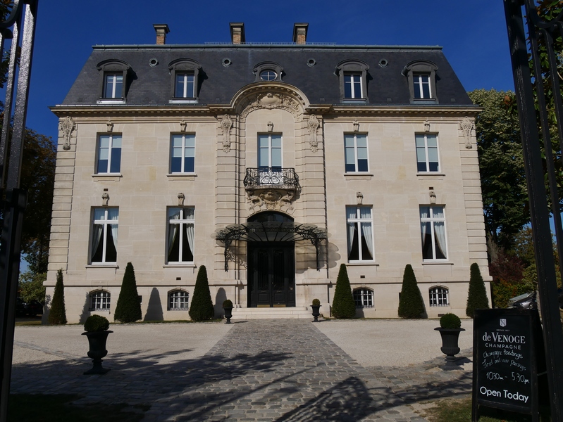 Visiter Epernay, capitale du Champagne en lumières. 25 Epernay capitale de champagne