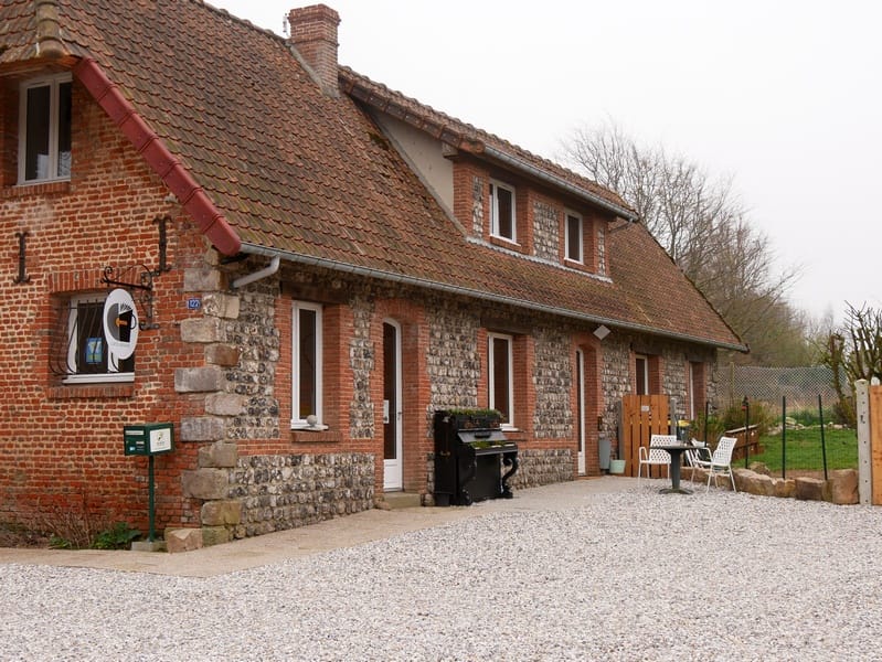 Chambres d'hôtes Fenêtres-sur-mer : 10 ans ! 37 le lutin café librairie Quiberville