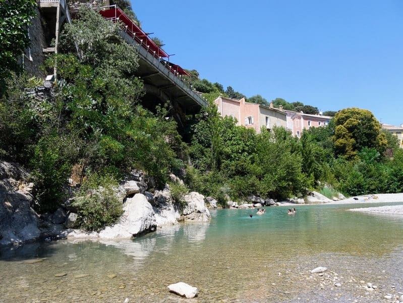 Une journée à Nyons, mon coup de coeur en Drôme provençale. 3 Nyons lieu de baignade