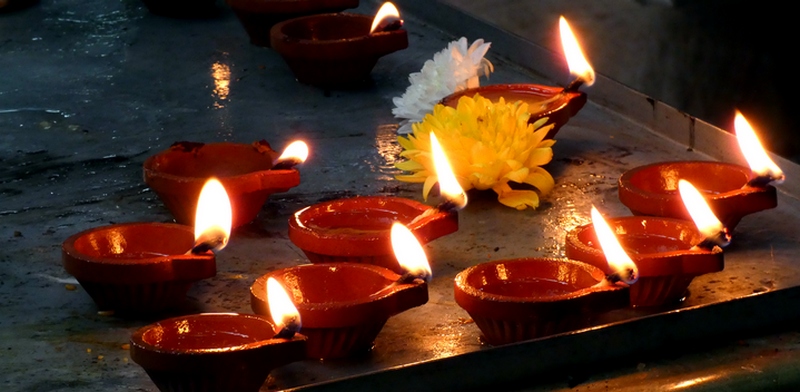 Sur la route des Indes à la Courneuve. 5 TEMPLE DE SHIVA LA COURNEUVE ENFRANCEAUSSi