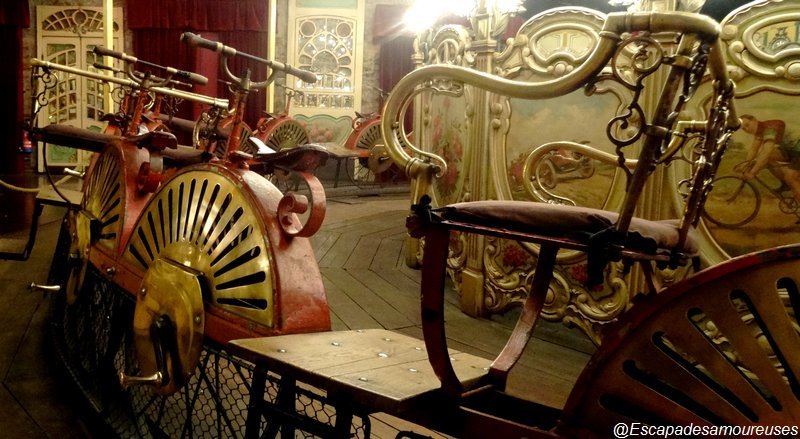 #En France aussi : Eclats d'ailleurs 15 enfranceaussi musee arts forains08