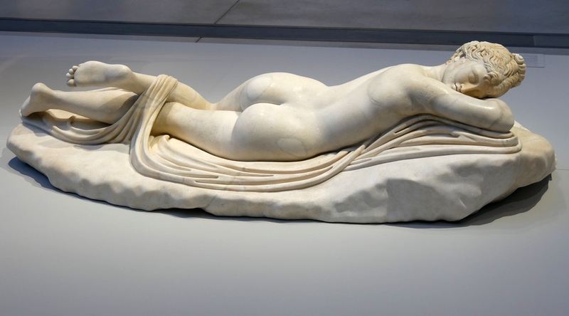 Escapade amoureuse à Lens 23 Musée du Louvre-Lens la galerie du temps