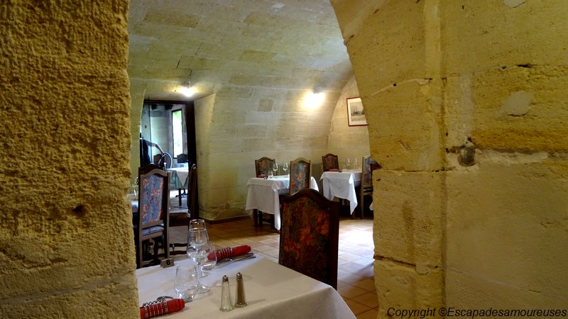 Une vie de château accessible près de Saint-Emilion 6 puisseguinchateaufleurderoques10