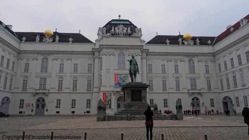 Que faire à Vienne en 3 jours ? Guide pratique 4 Spanische Hofreitschule