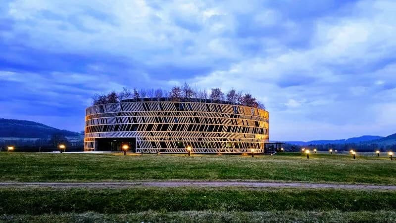 Visiter Flavigny-sur-Ozerain : plus beau village de Bourgogne 16 Bourgogne ALESIA