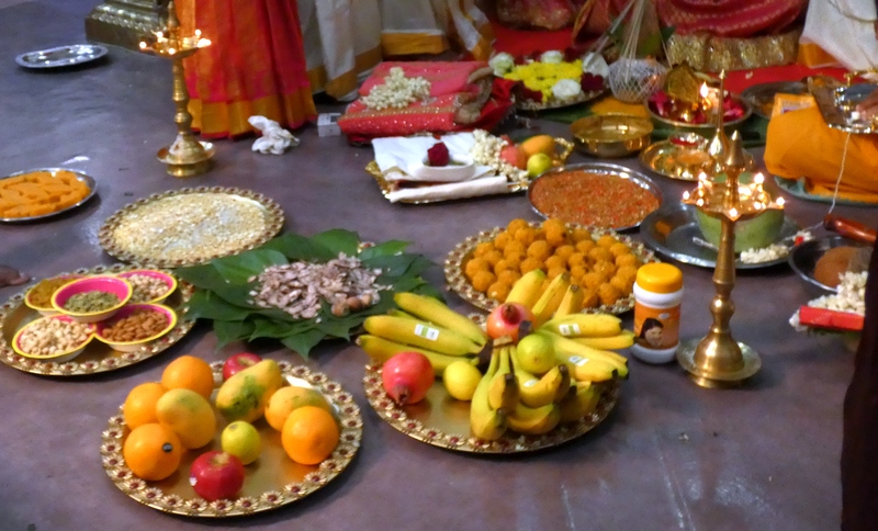 Sur la route des Indes à la Courneuve. 9 TEMPLE DE SHIVA LA COURNEUVE ENFRANCEAUSSi