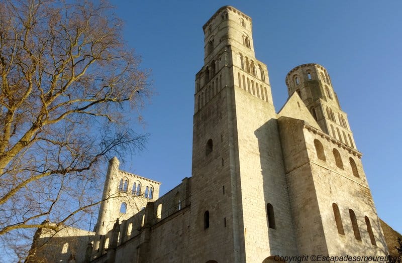 Escapade dans le temps à l'Abbaye de Jumièges 2 abbayejumieges01