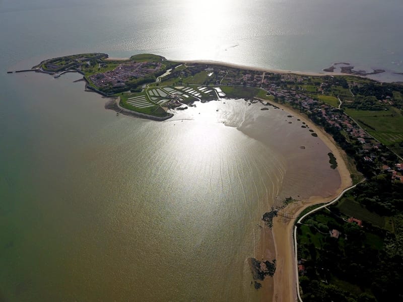 Un séjour sur l'île d'Aix, l'île sans voiture. 1 ile d'aix vue de drone
