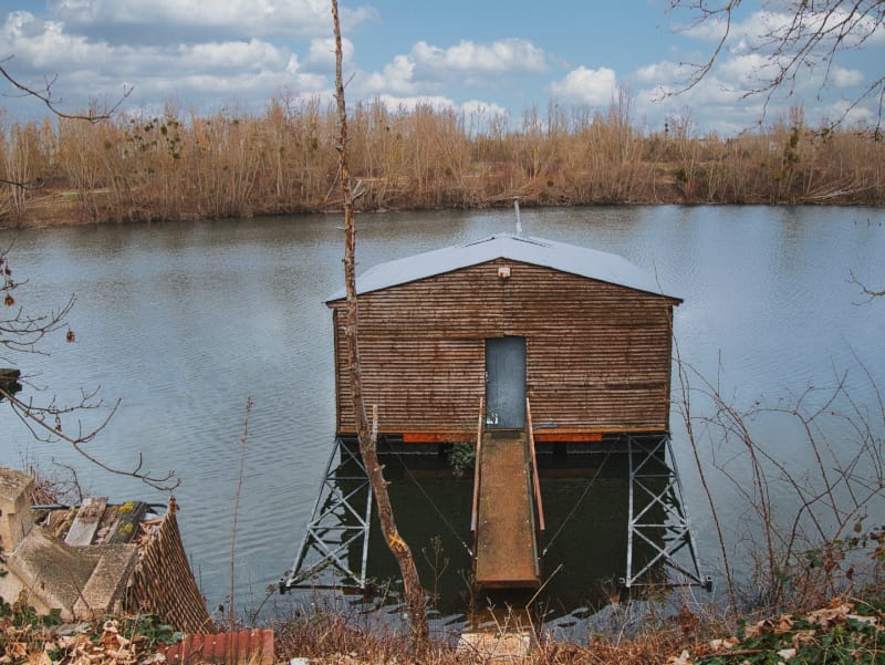 Les chalets flottants de l'étang de la Galiotte. 4 les chalets flottants de l'étang de la Galiotte Escapades amoureuses