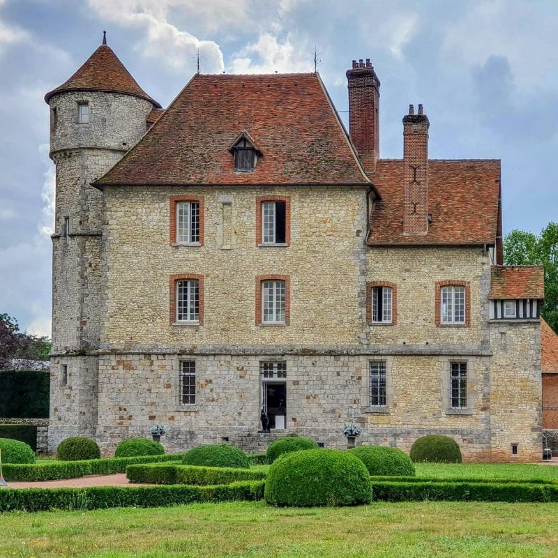 Mes meilleures adresses pour un week-end en amoureux en NORMANDIE en bord de mer. 10 Chateau de Vascoeuil Eure normandie escapades amoureuses