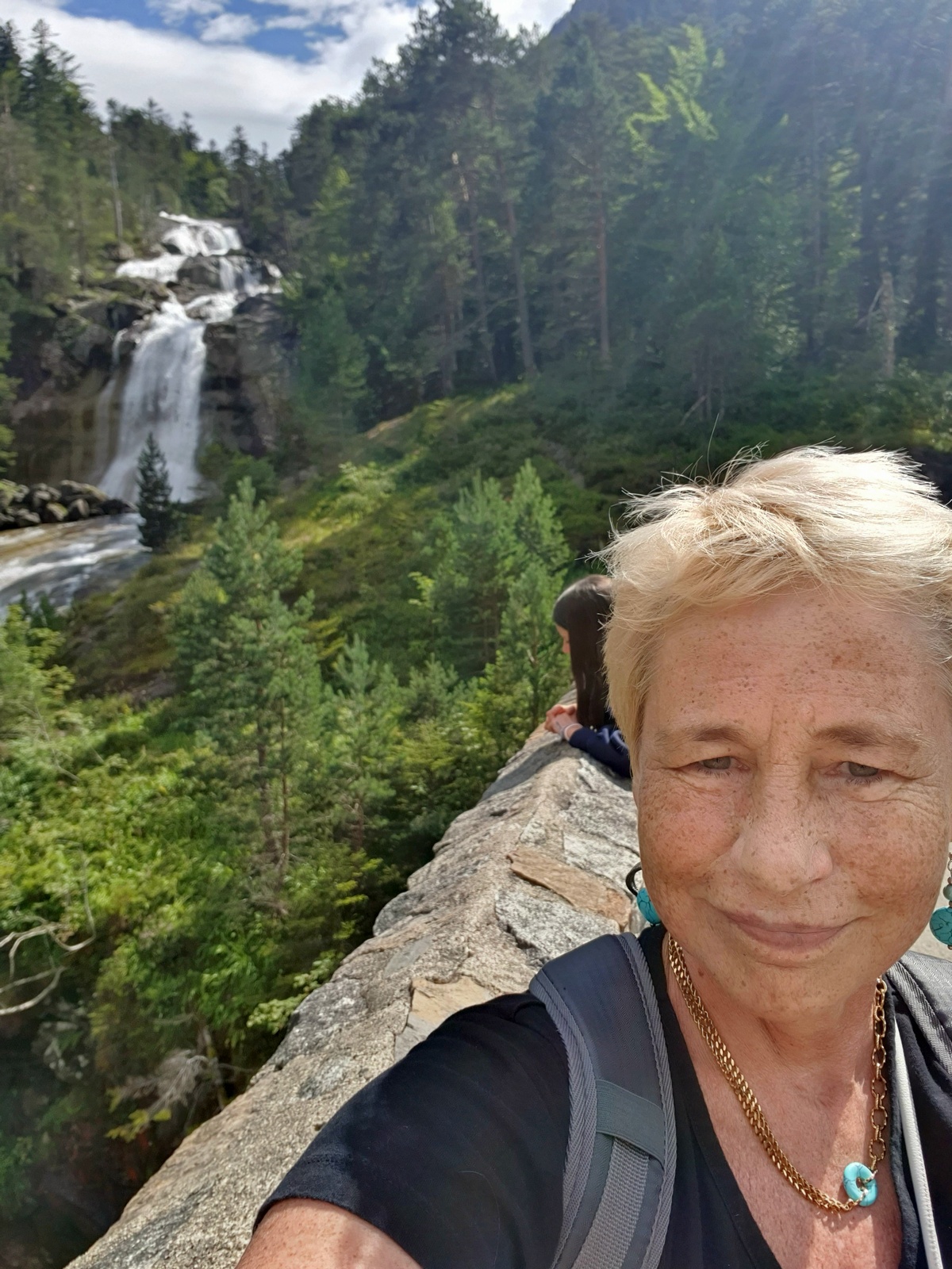 3 lacs de montagne faciles d'accès dans les Pyrénées. 3 CASCADE PONT D'espagne