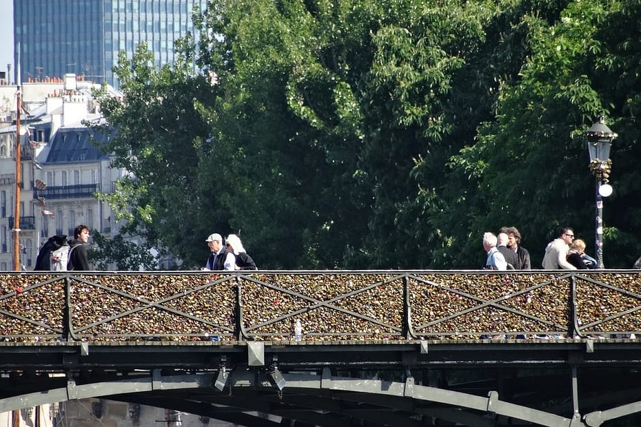Les cadenas d'amour du Pont des Arts 20 pontdesarts08